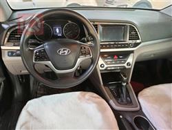 هیوندای ئەلەنترا